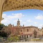 Beautiful Apartment In Sevilla With Wifi